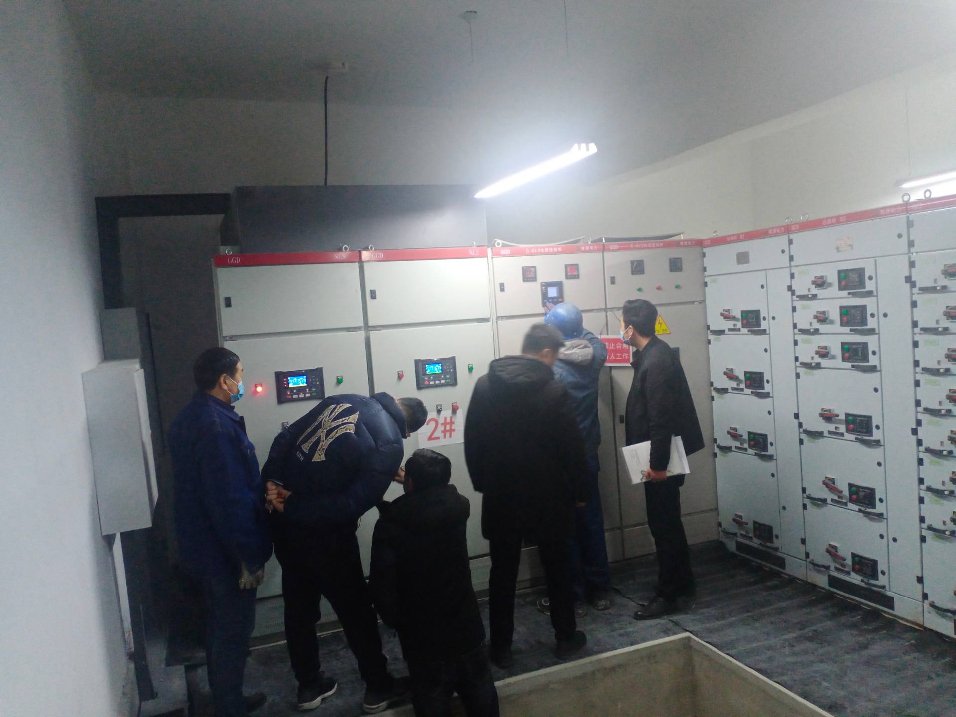 甘肃省物产集团兰州物流配送有限公司中央首府2X500KW发电机组供货安装项目